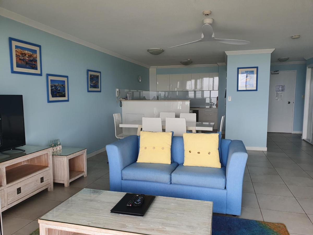 Pacific Surf Absolute Beachfront Apartments Gold Coast Bagian luar foto