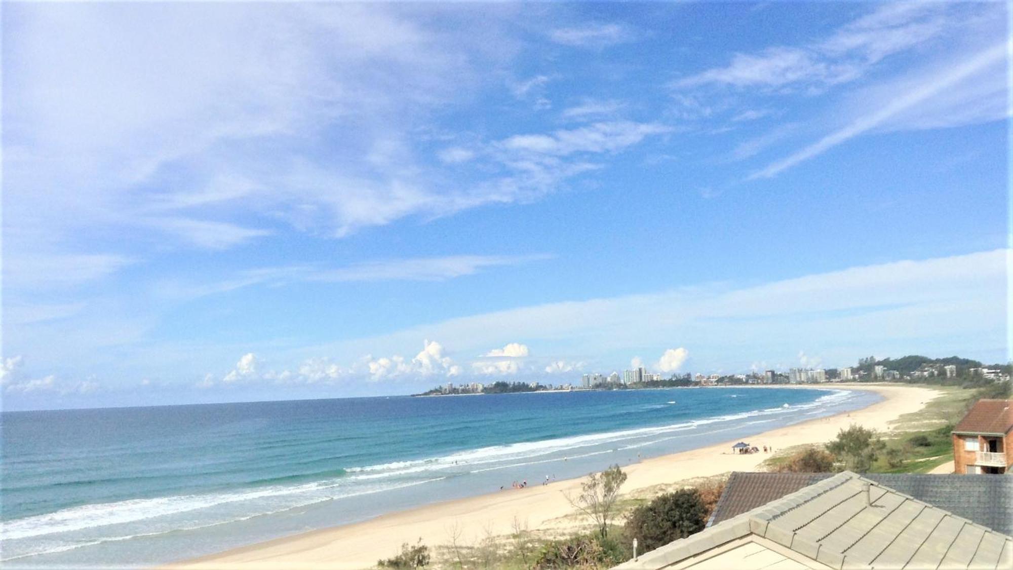 Pacific Surf Absolute Beachfront Apartments Gold Coast Bagian luar foto