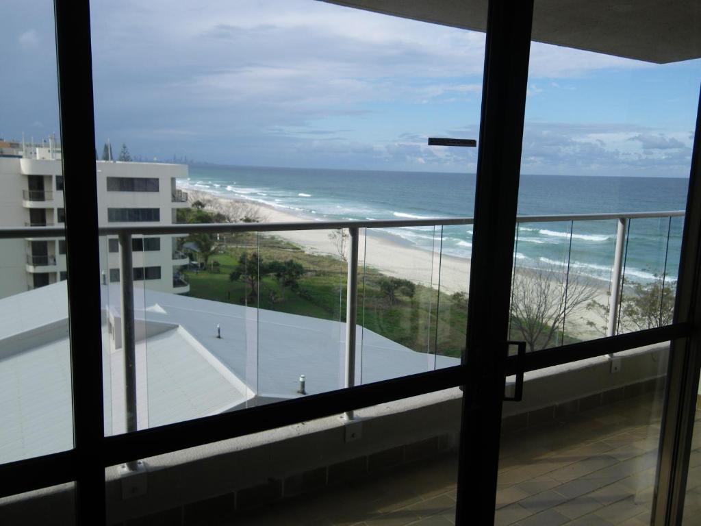 Pacific Surf Absolute Beachfront Apartments Gold Coast Ruang foto